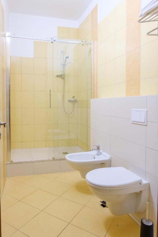 Slavia Hotel Гродно Екстер'єр фото