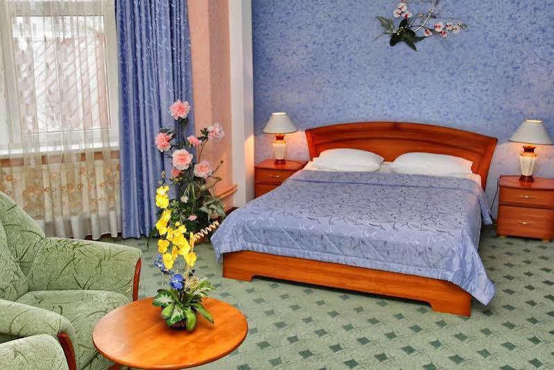 Slavia Hotel Гродно Екстер'єр фото