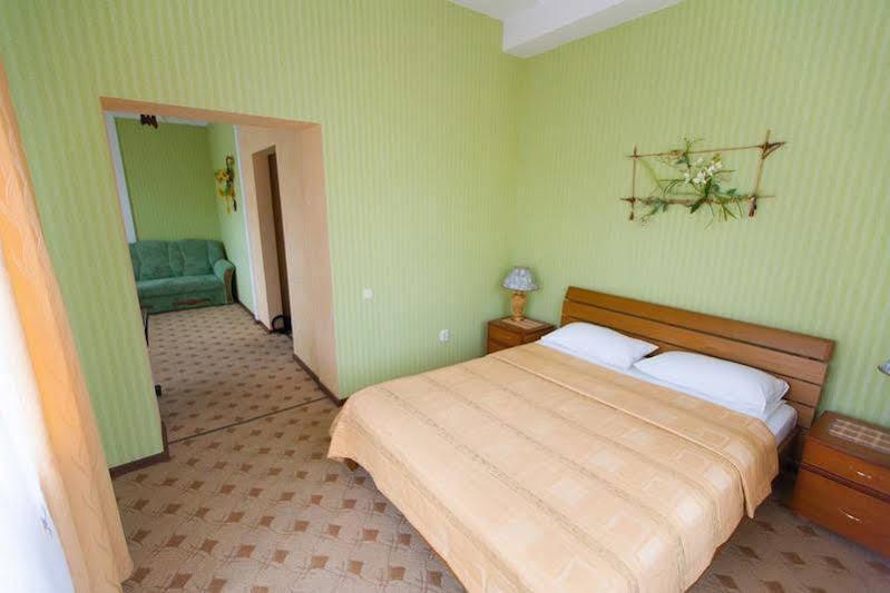 Slavia Hotel Гродно Екстер'єр фото